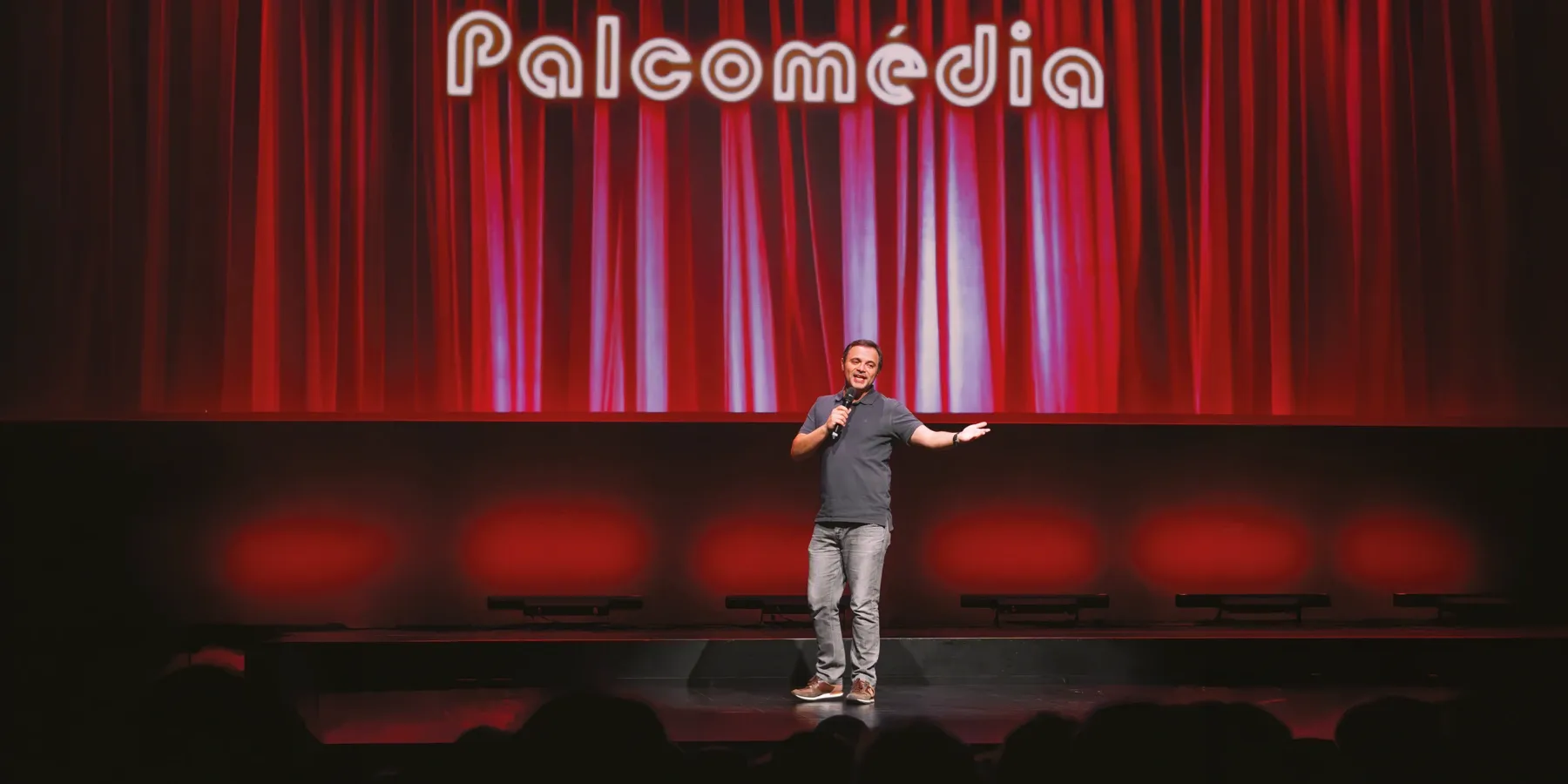 Palcomédia VIII
